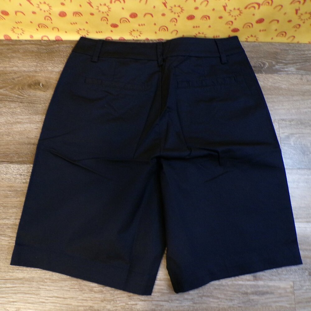 MATTY M 2 NWT Women's Bermuda Shorts Flat Front Blue & Navy Size Small - Picture 7 of 9